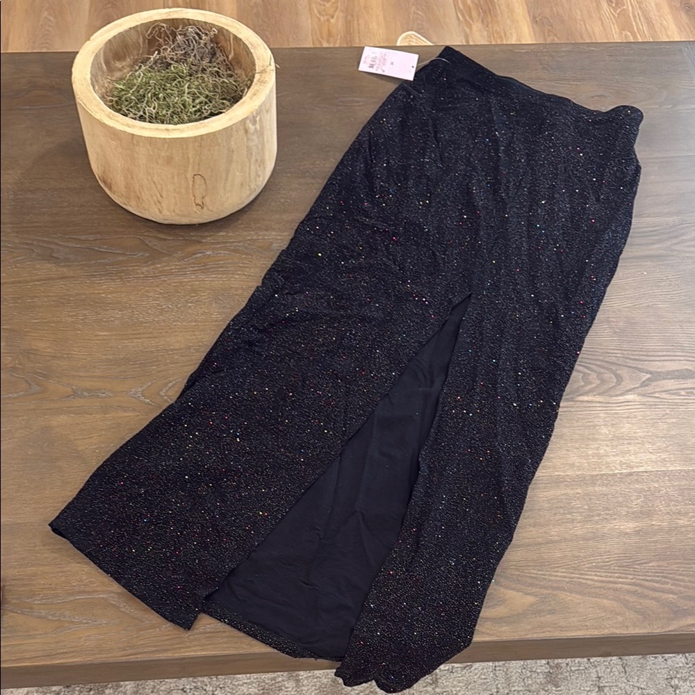 Elegant Black Glitter Maxi Skirt